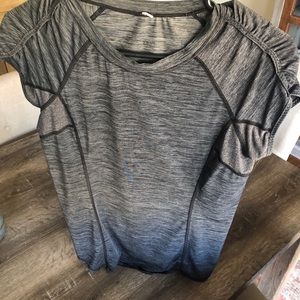 Lululemon workout shirt